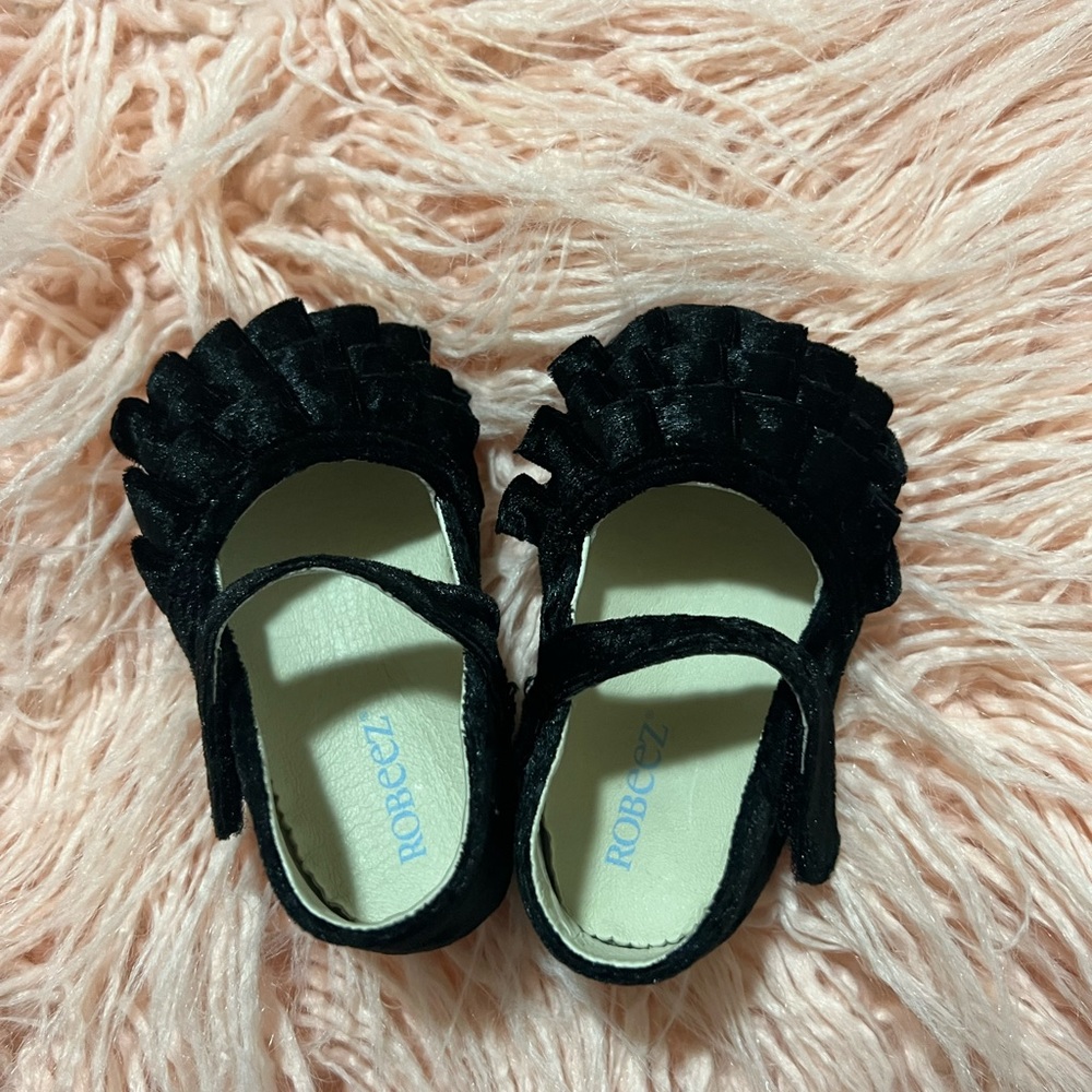 Robeez first kicks - Picture 2 of 4
